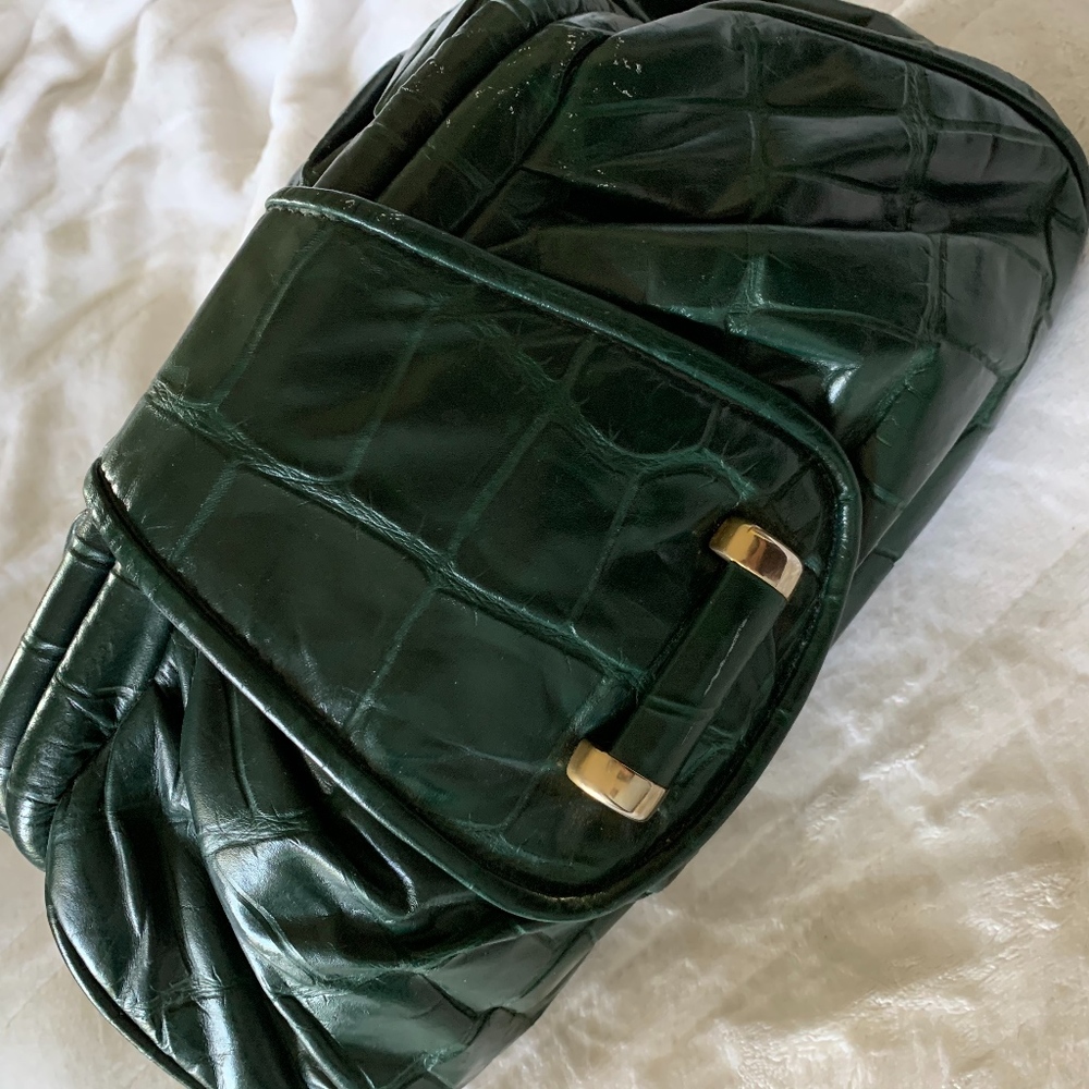 Green Auth Alligator Clutch Strap Shoulder Bag